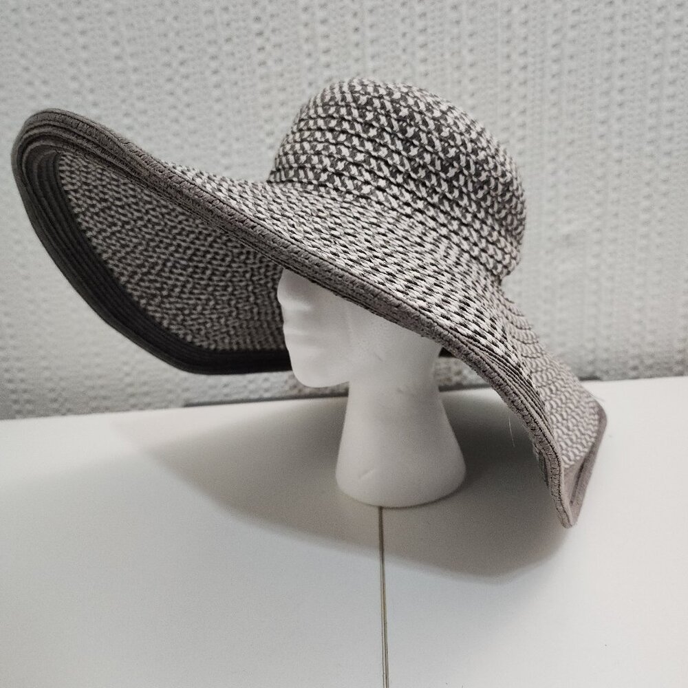 Nine West Oversized Floppy Sun Hat Gray